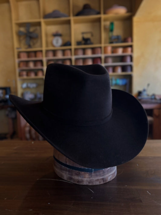 Classic Black Wool Cowboy Hat With Buckle Accent